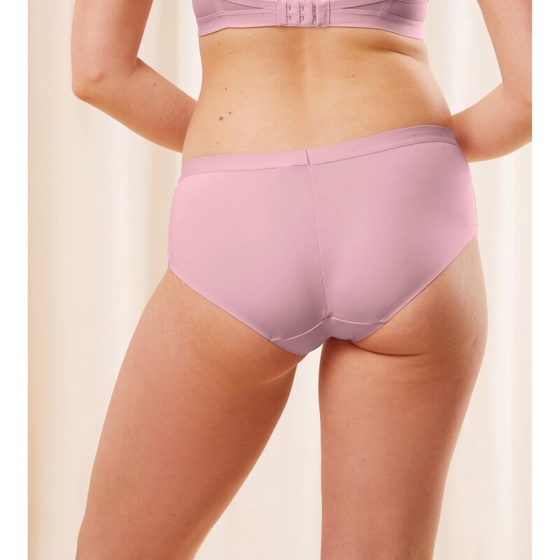 Triumph Aura Spotlight Conscious Maxi image number 1